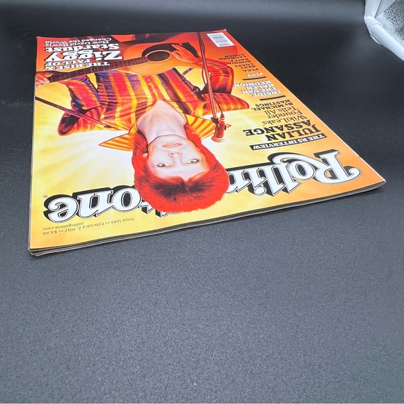 Rolling Stone Magazine Issue 1149 February 2 2012 - David Bowie / Bonnie Raitt - Picture 3 of 5